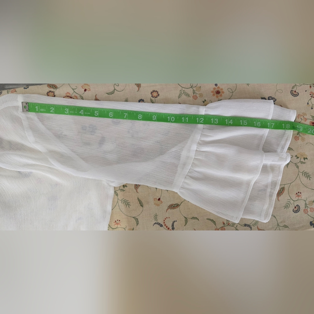 Ladies AB Studio White Sheer Top Sz Large Euc - Picture 8 of 8